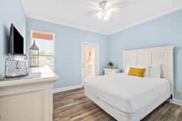 6BR Beach Home 5-Min Walk to Ocean W Resort Pool - Image 4