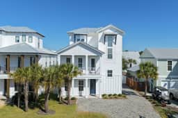7BR Heart of Home W Pool Near the Beach - Image 2