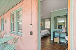 Classic Charm-Retro 1950s Motel in St Augustine - Image 2