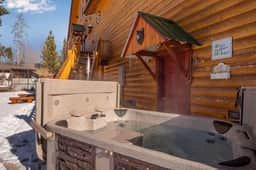 Granby Modern Cabin - Hot Tub & Mountain Views - Image 3