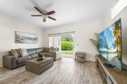 Palm Breeze Villa 4BR Resort Fun Near Disney - Image 2