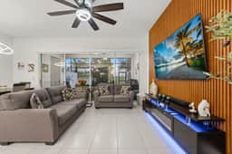 Tranquil Times Townhouse 4 bed Private Pool - Image 4