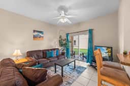 Tranquil Townhouse 3 bed Lazy River Resort - Image 5