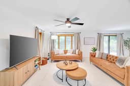 Woodlands Hideaway- Hot Tub, Grill & Games - Image 2