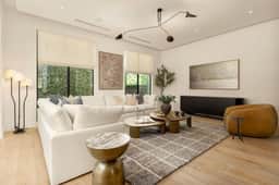 Luxe Austin Haven |H-Tub | Ping Pong | w/Bungalow - Image 3