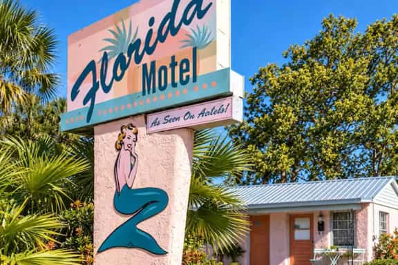 Vintage Florida Motel | St. Augustine - Image 1