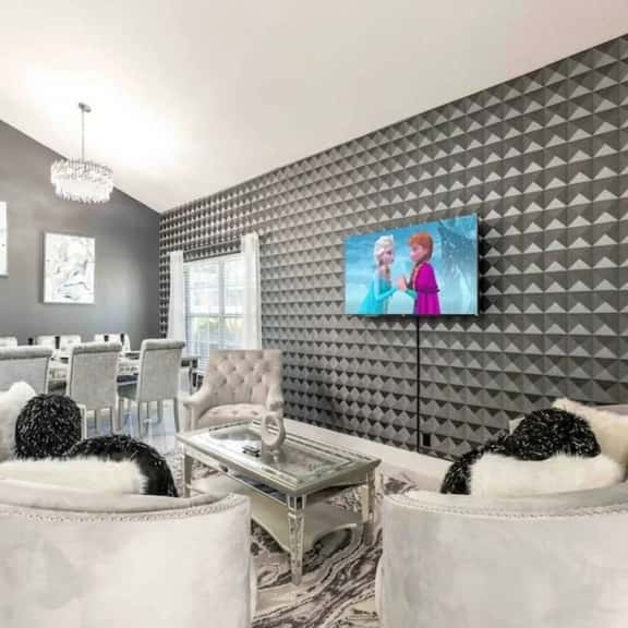 Family Disney Getaway | 5BR • Pool • Near Magic - Image 1