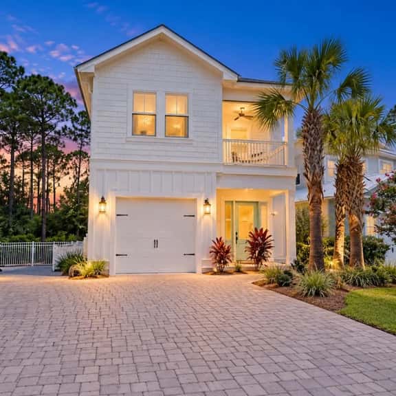4BR Coastal Escape | Beach Access | Community Pool - Image 1