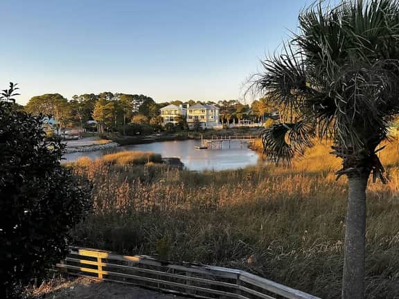 4BR Waterfront | Beach Access • Pool • Lake Views - Image 2