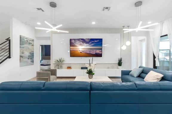 9BR Family Retreat | Pool & Near Parks - Image 4