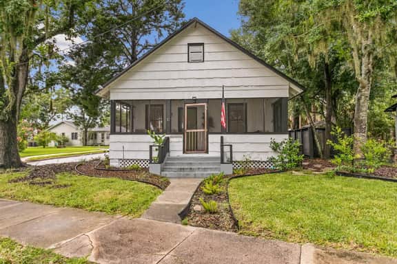 Cozy Bungalow Near Shops-St Augustine! - Image 2