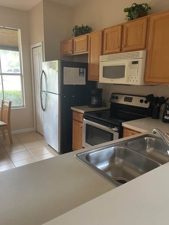 Regal Getaway | 4BR • Pool • Lazy River • Parks - Image 3