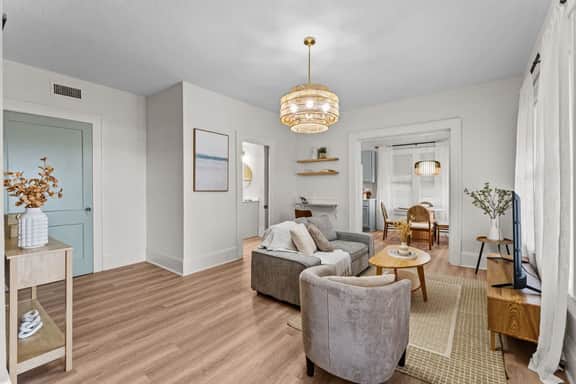 SUPER BOHO l Waterfront Retreat - Image 4