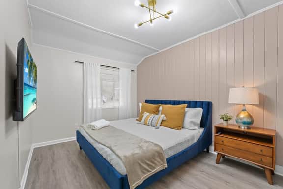 Timeless Boho Retreat | Near Lake Toho - Image 5