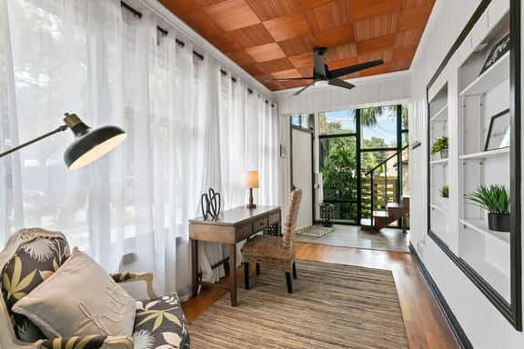 Unique Pet Friendly Bungalow in St Augustine! - Image 5