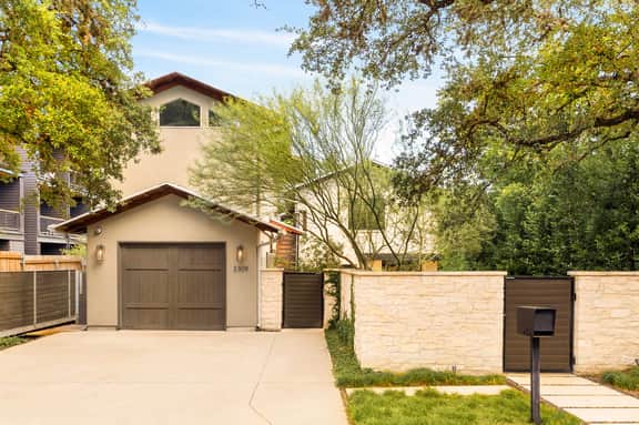 5BR Austin Compound, Casita & High End finishes - Image 2