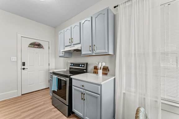 2BR Boho Paradise | Waterfront Getaway - Image 5