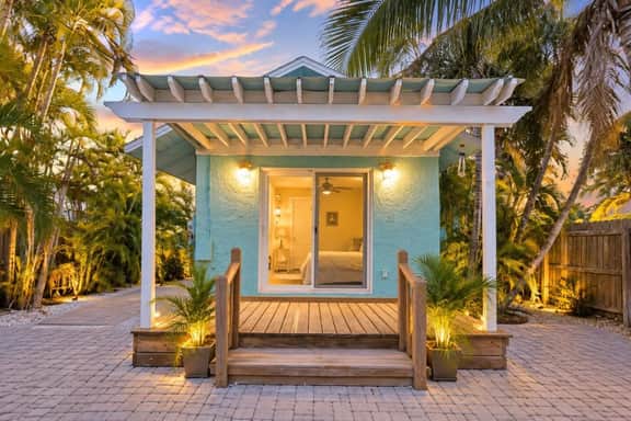 Mermaid Cottage | 2BR • Oasis | Madeira Bch - Image 2