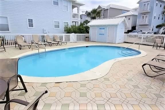 4BR Santa Rosa Beach & Lake Getaway - Image 3
