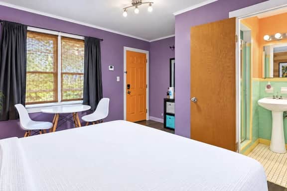 Historic St. Augustine Retro Florida Motel - Image 4