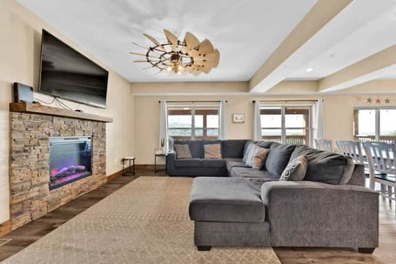 Branson Cove Retreat | Pool, Hot Tub & Fireplace - Image 4
