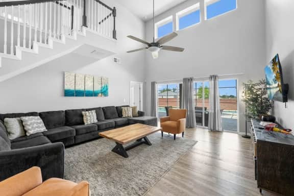6BR Vacation Villa | Pool/Jacuzzi | Good Location - Image 3