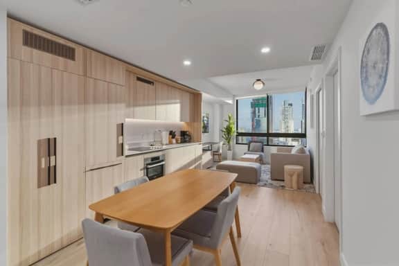 Miami Skyline unit w/Elite Amenities! - Image 3