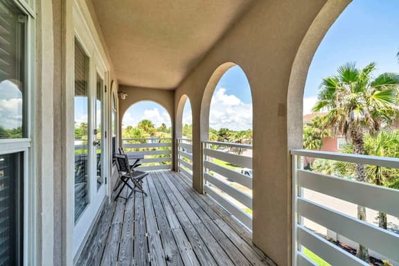 Destin Getaway | Relax, Unwind & Enjoy the Pool - Image 1